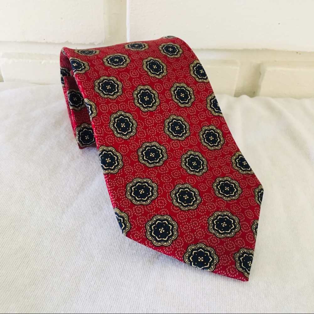 John Henry for Dillard’s Classic Red Medallion Tie